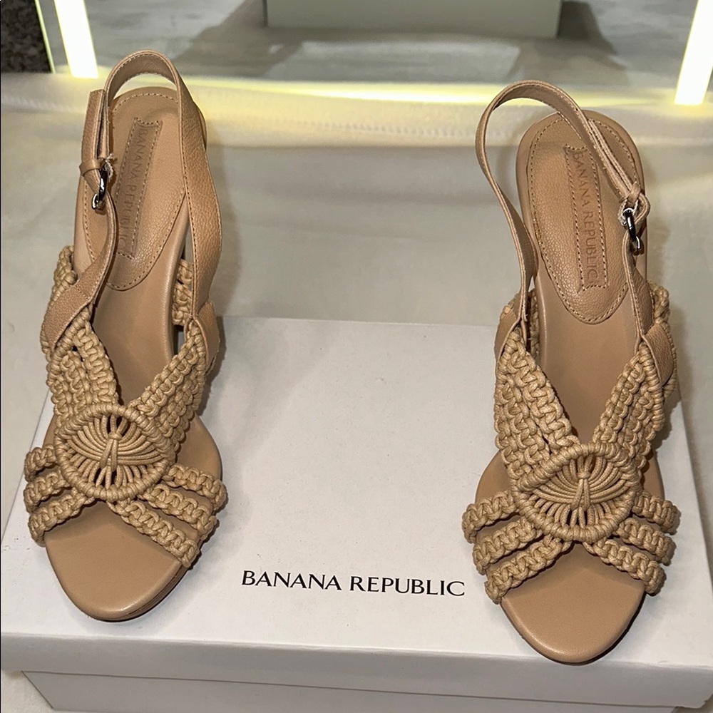 Banana Republic Beige Heels